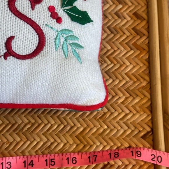 “Meowy Christmas” Cat Themed Christmas Accent Throw Pillow - Picture 3 of 5